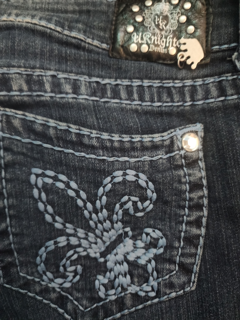 Wrangler Women's Dark Blue Embroidered Pocket Jeans